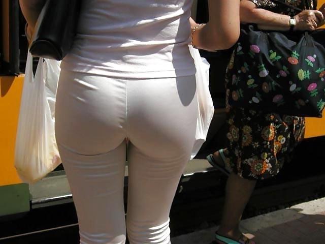 25P Hot Wives In Tight White Pants