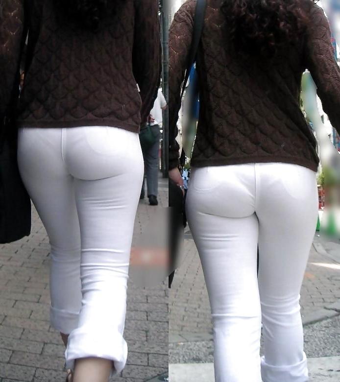 25P Hot Wives In Tight White Pants