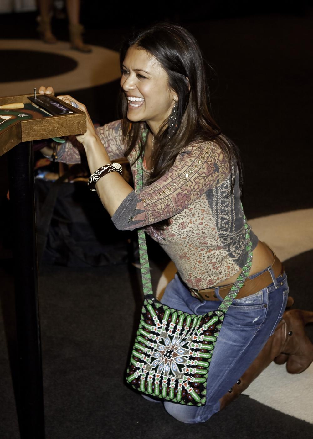 25P Let's Jerk Off Over ... Nia Peeples