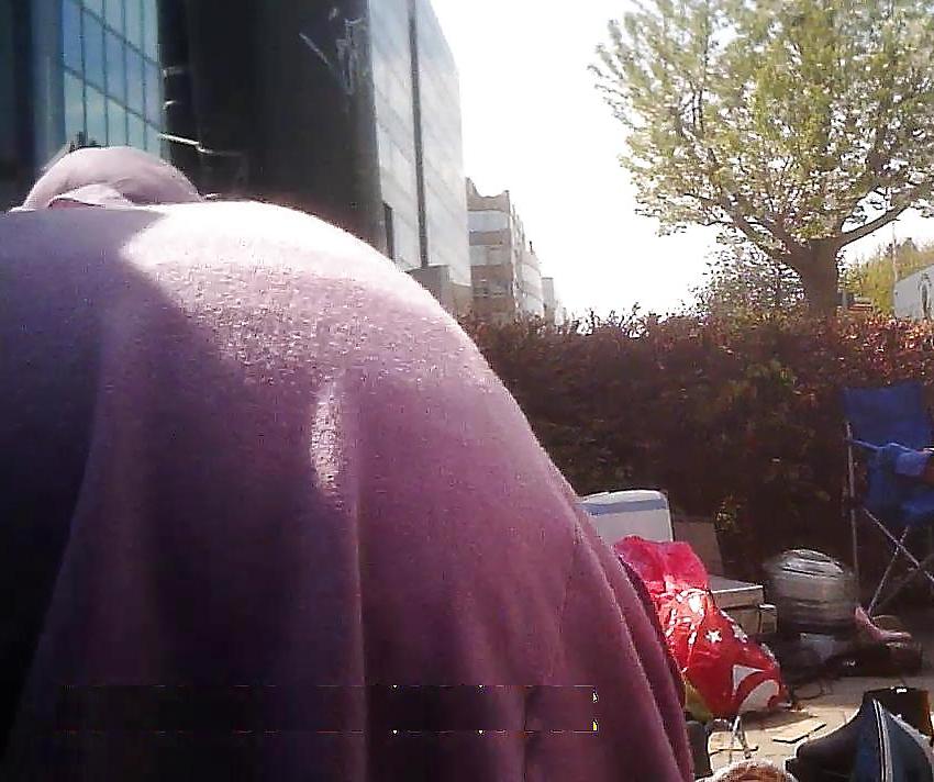 7P Arab Milf Bending Over