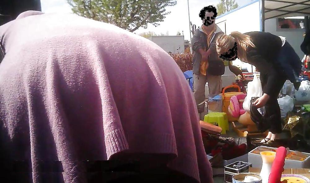 7P Arab Milf Bending Over