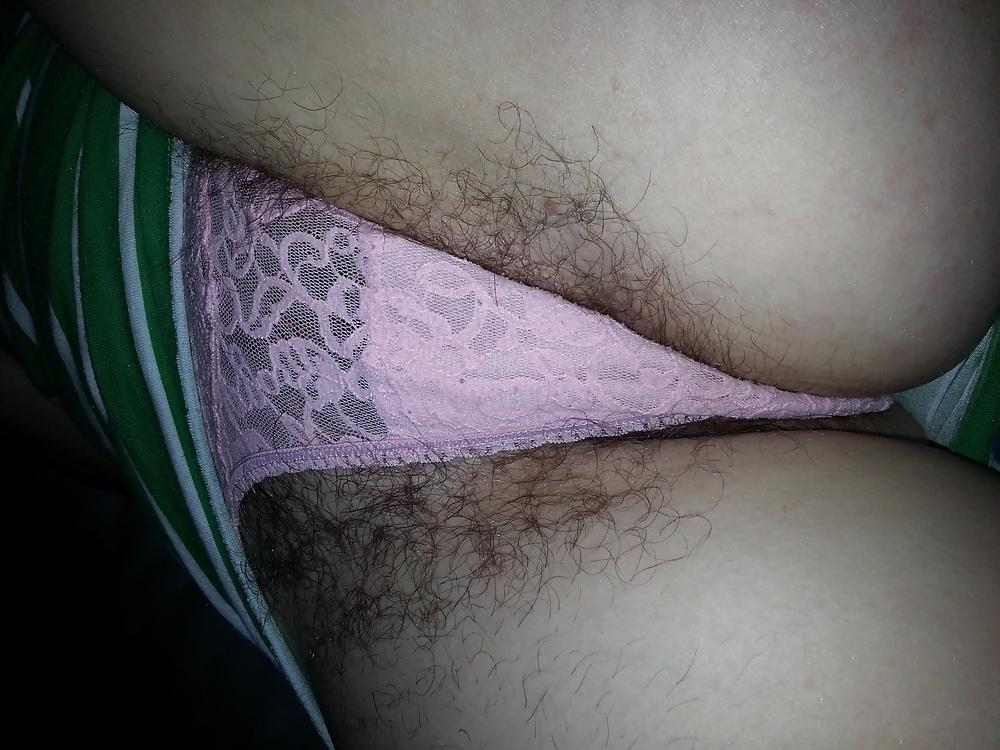 4P Wife laying on belly shots