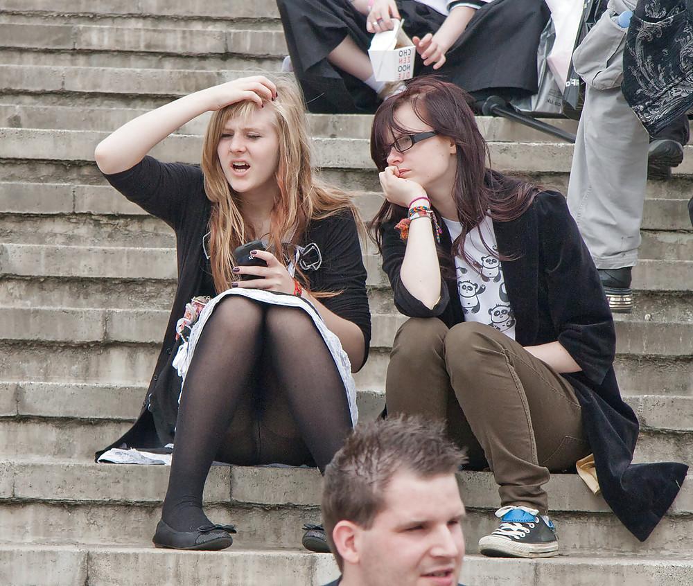 25P Upskirt Teen 4