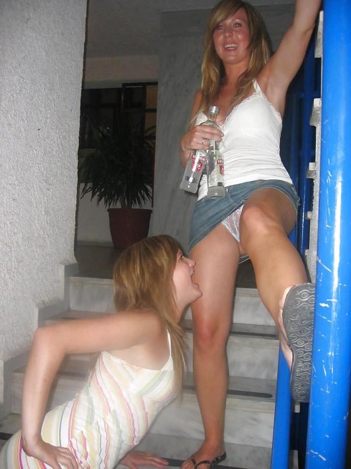25P Upskirt Teen 4