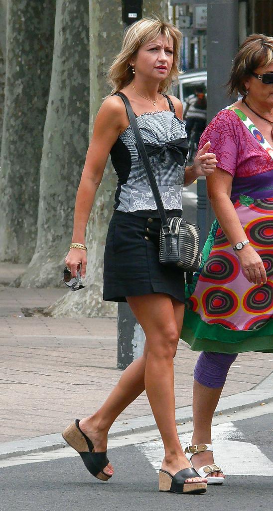 14P Candid feet street