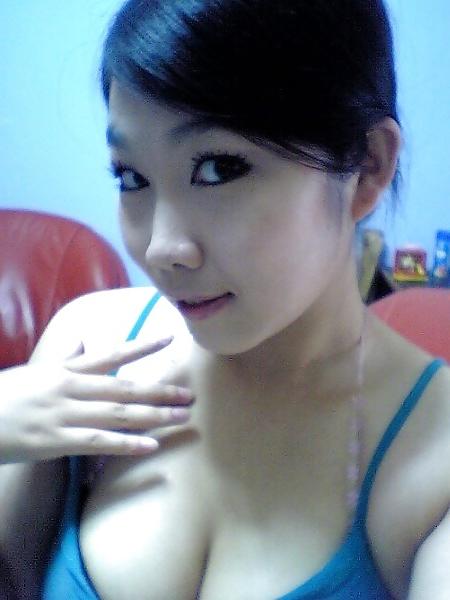 13P My Best Friend Cute Posing