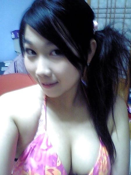 13P My Best Friend Cute Posing
