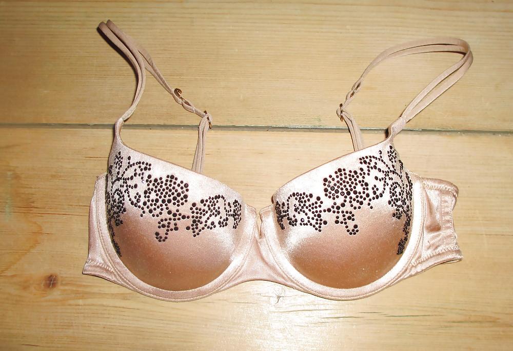 25P My Favourite Bras
