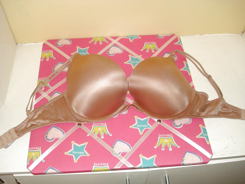 25P My Favourite Bras