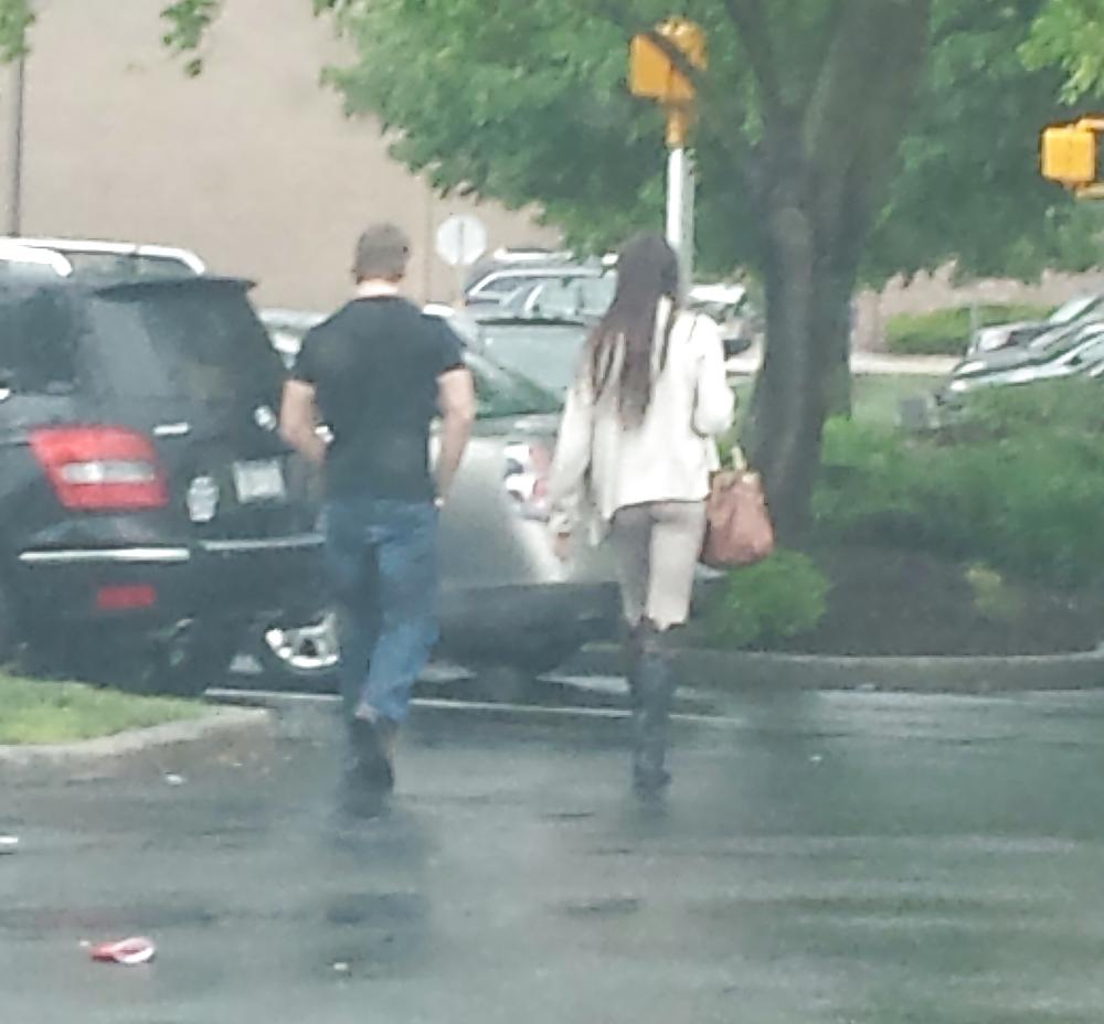 15P Pictures Of Women I Jerkoff To While Sitting In Car