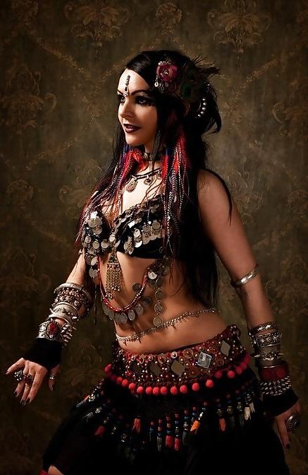 25P Belly dance...