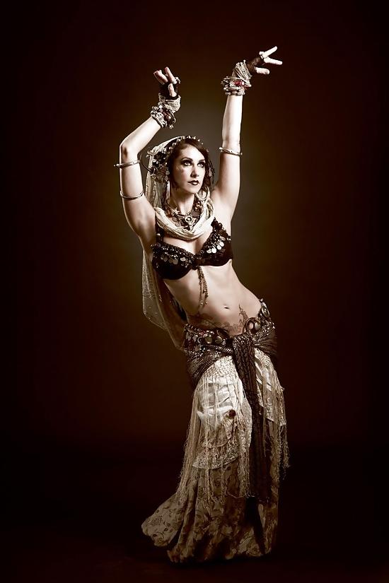 25P Belly dance...
