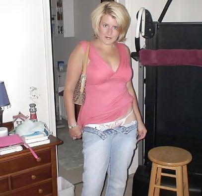 20P Housewife 27