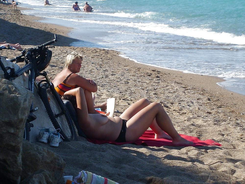 10P Voyeur Pics