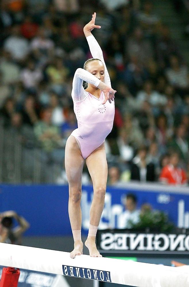 25P Gymnastics girls ( nude and none nude) 