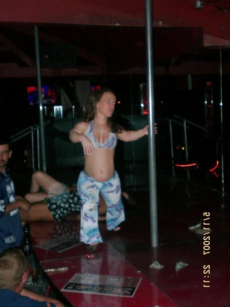 25P Midgets Naked Assorted Pics