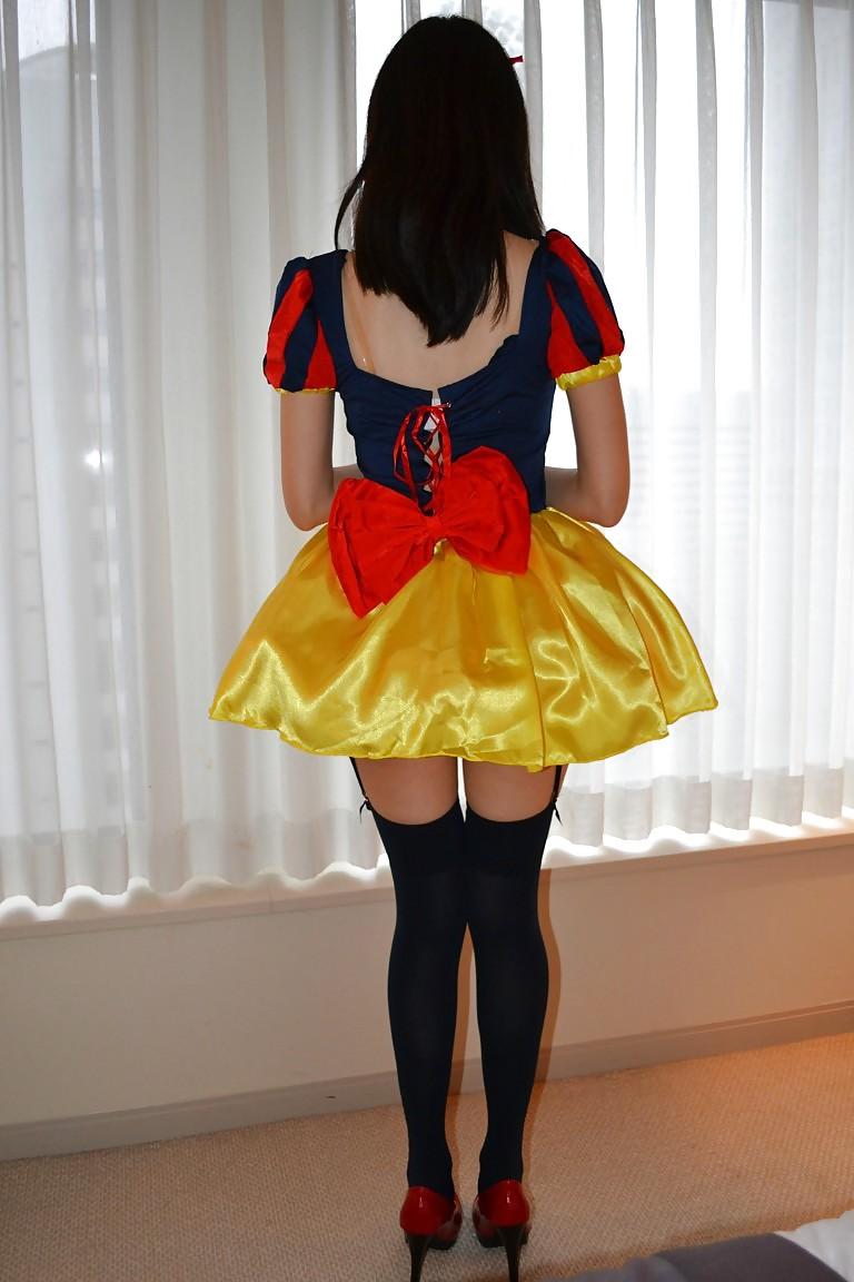 16P Fucked Young hairy Snow White