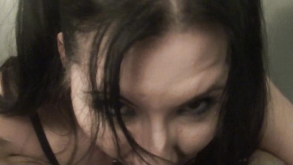12P Hotel blowjob and swallow