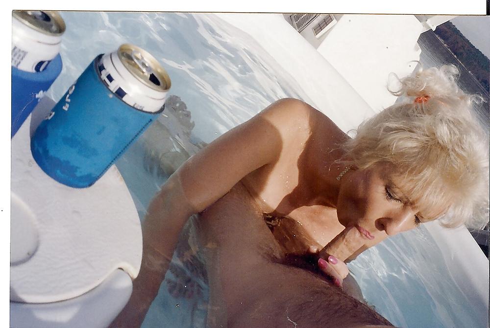 25P Housewife 93