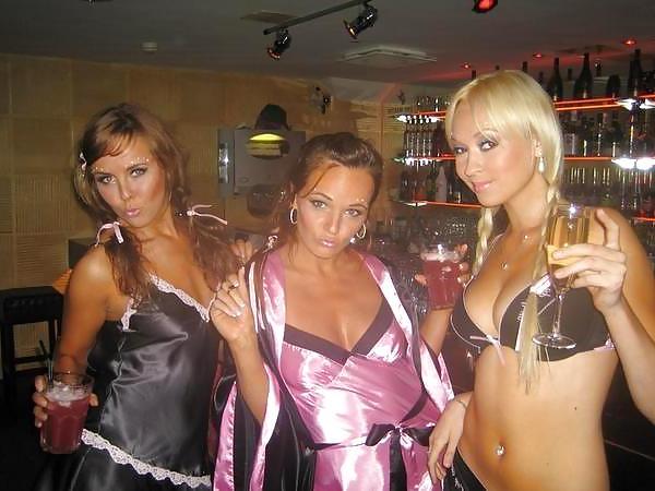 25P 2 or more girls in Satin robe or Kimono