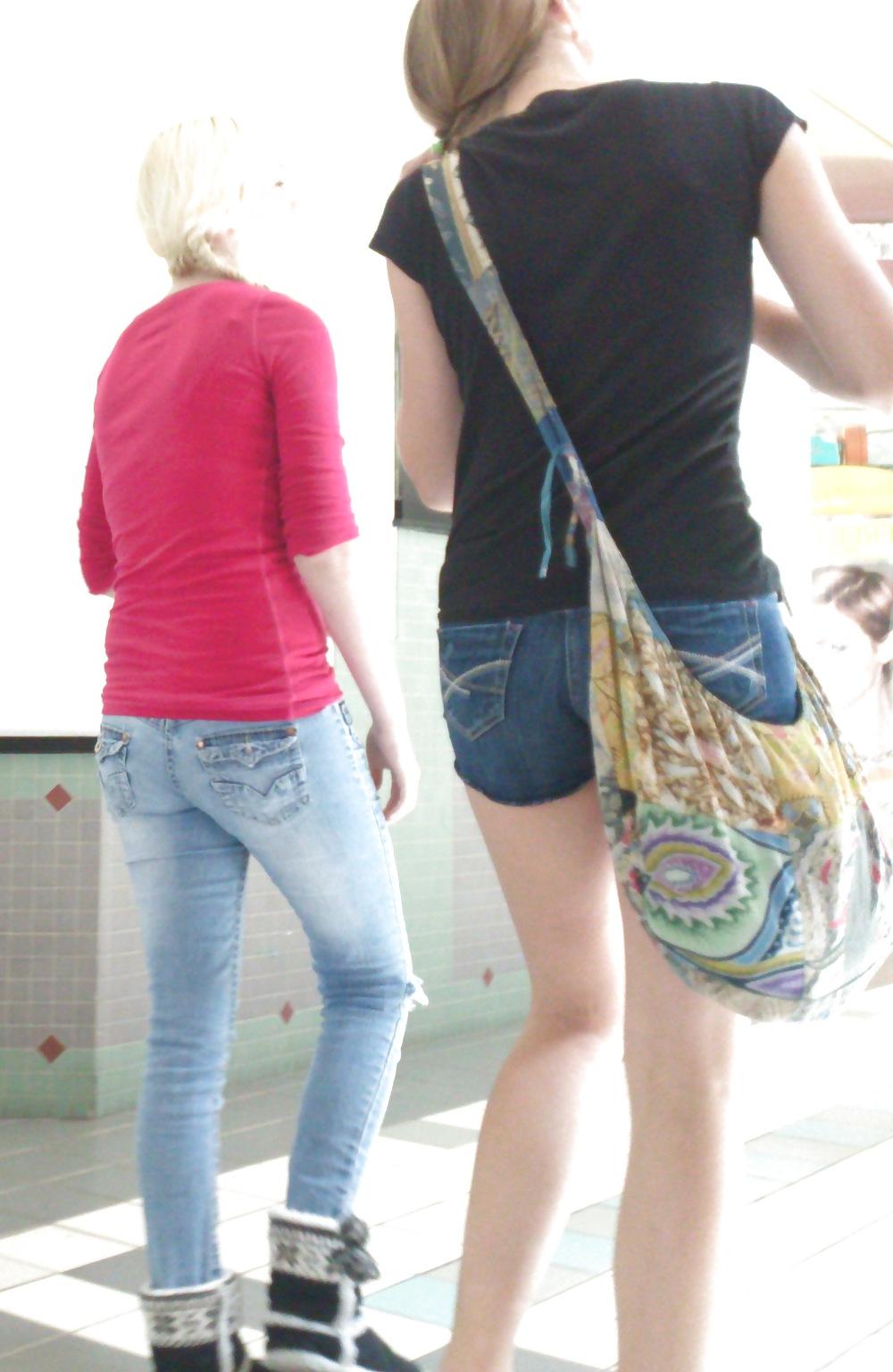 23P Voyeur Pics 11 - More Mall Chicks