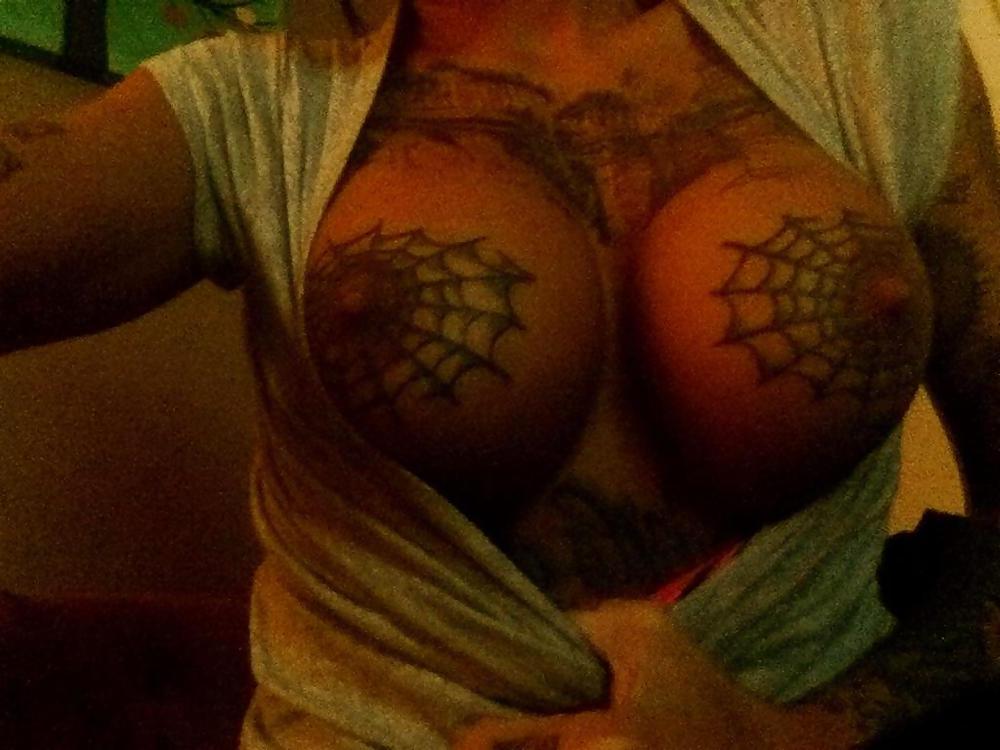 25P BONNIE ROTTEN'S PERFECT TITS MMMMM YUMMY 