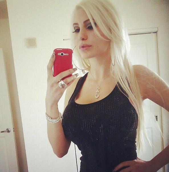 22P Bella: Fake Tit Cam Girl