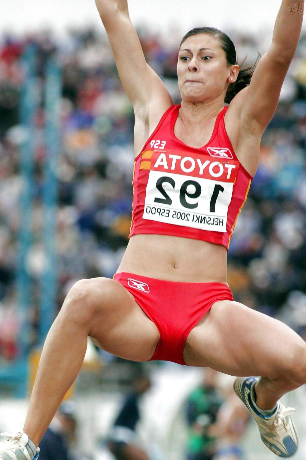 25P Athletic And Camel Toe Erotica 14 By twistedworlds