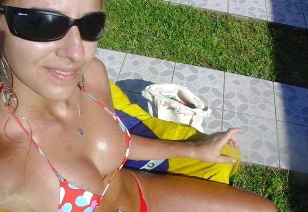 25P Bikini+Camel Toe+Tits= Erotica 10 By twistedworlds