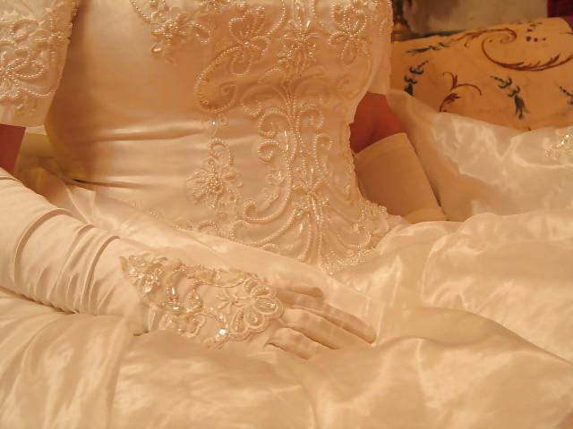 25P New shy pics from sissybride