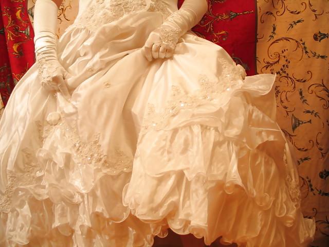 25P New shy pics from sissybride