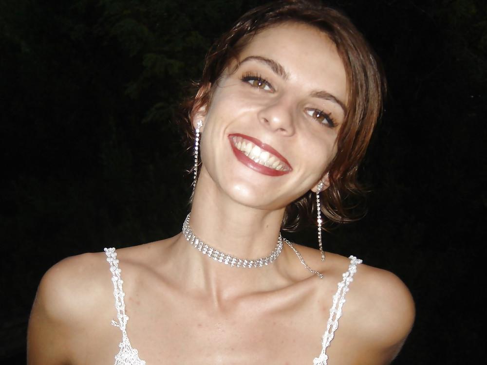 21P Perfect Skinny Wife