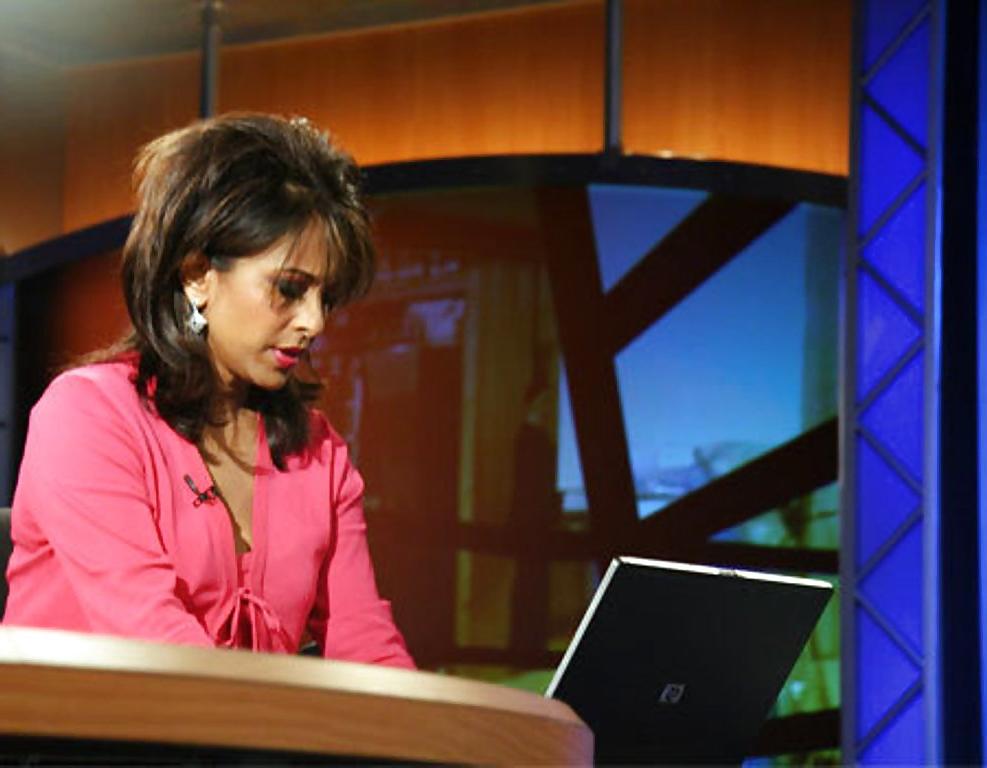25P Let's Jerk Off Over ... Uma Pemmaraju (Fox News Anchor)
