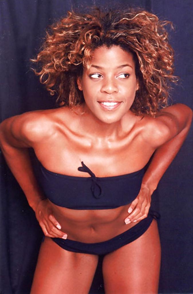 25P Let's Jerk Off Over ... Nicole Henry (Jazz Singer)