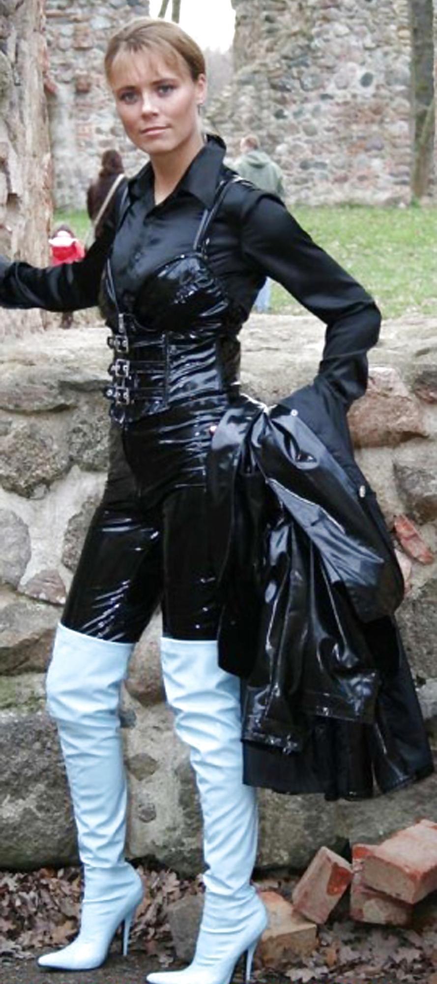 12P Shiny Fuckbag Collection01