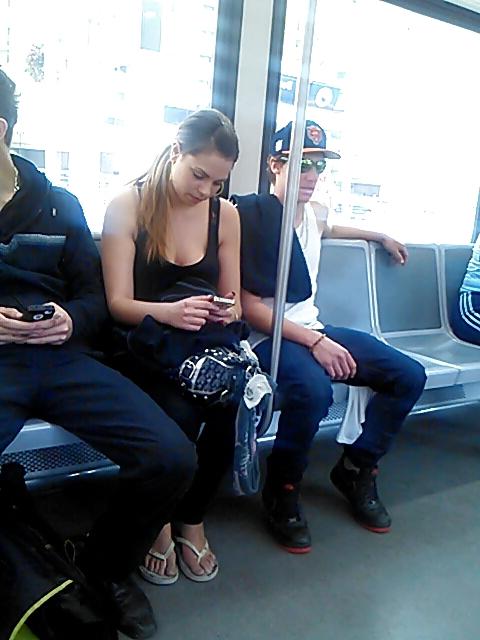 25P Voyeur Candid - More transit beauties