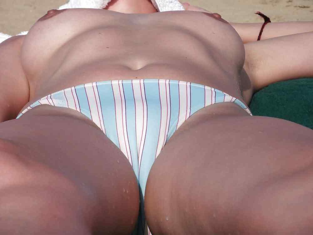 10P Mein Cameltoe im Bikini