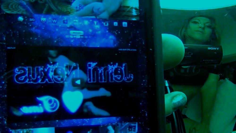 18P Trippy Art Vegas Hotel