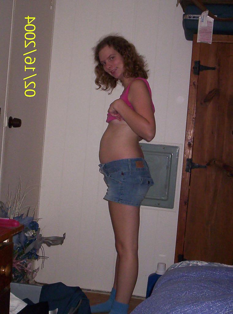 25P SHOW YOUR WIFE - ABBIE