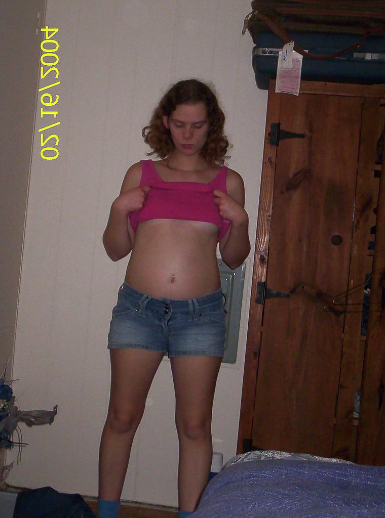 25P SHOW YOUR WIFE - ABBIE