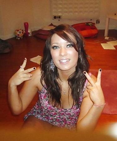 25P Cat a babe worth wanking over ? I think so :)