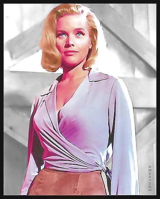 25P Let's Jerk Off Over ... Honor Blackman (AKA Pussy Galore)