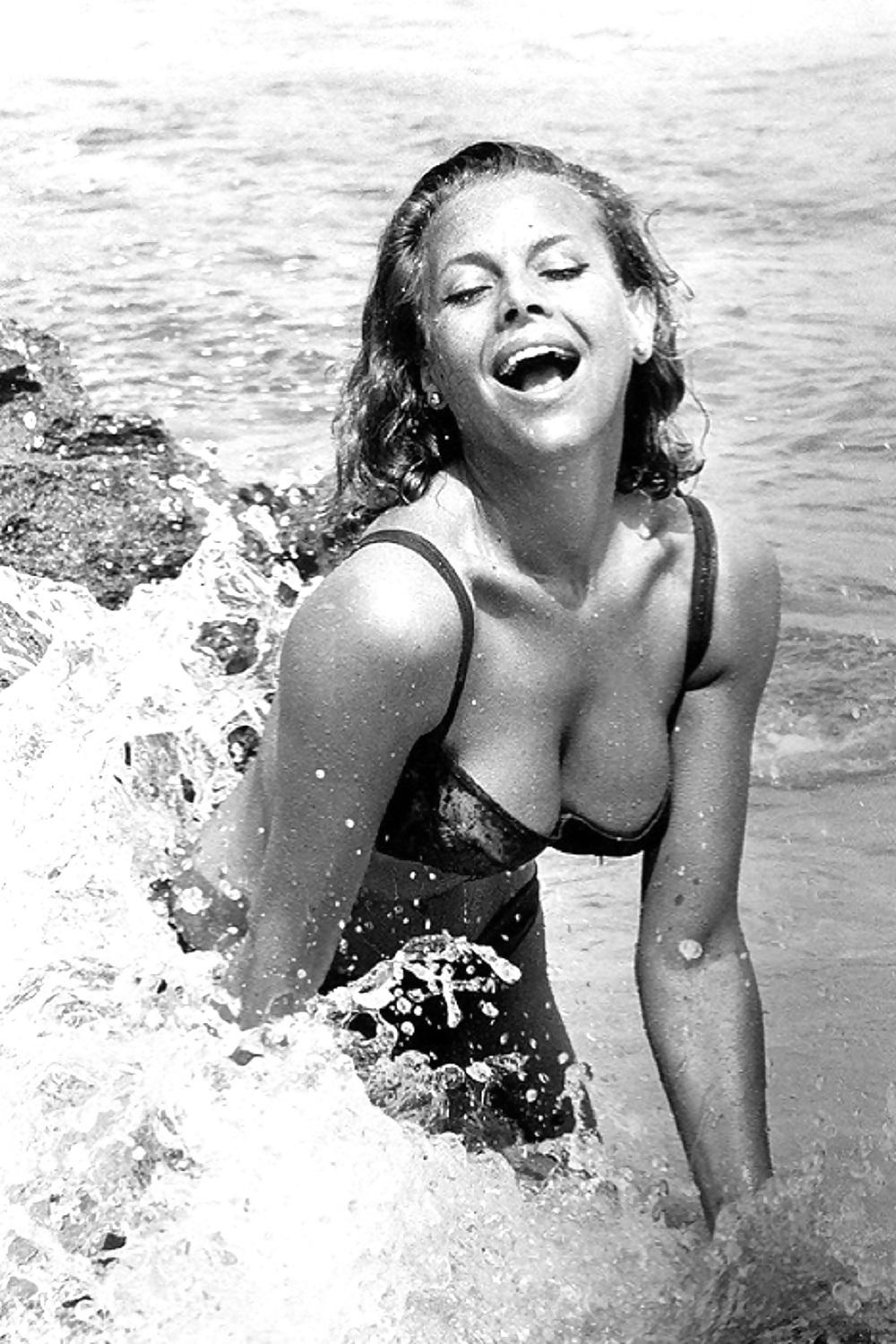 25P Let's Jerk Off Over ... Honor Blackman (AKA Pussy Galore)