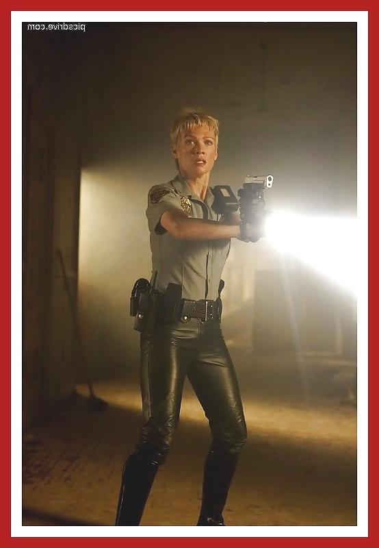 25P Let's Jerk Off Over ... Laurie Holden 