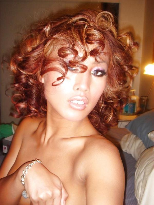 25P Show Your Tits 50