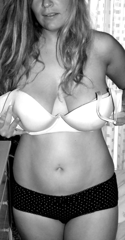 10P My young busty wife to wank over