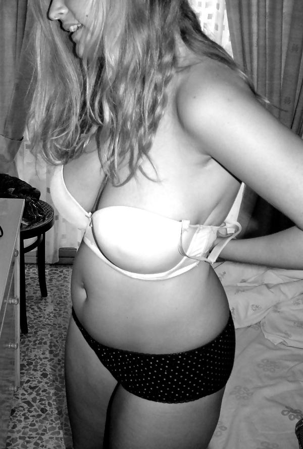 10P My young busty wife to wank over