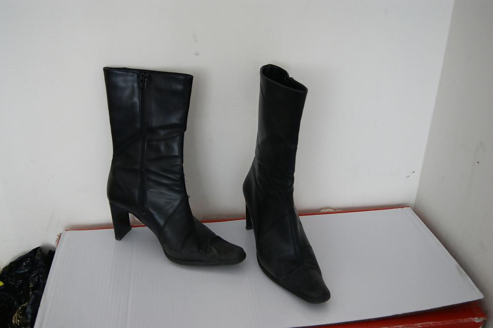 25P My shoe's
