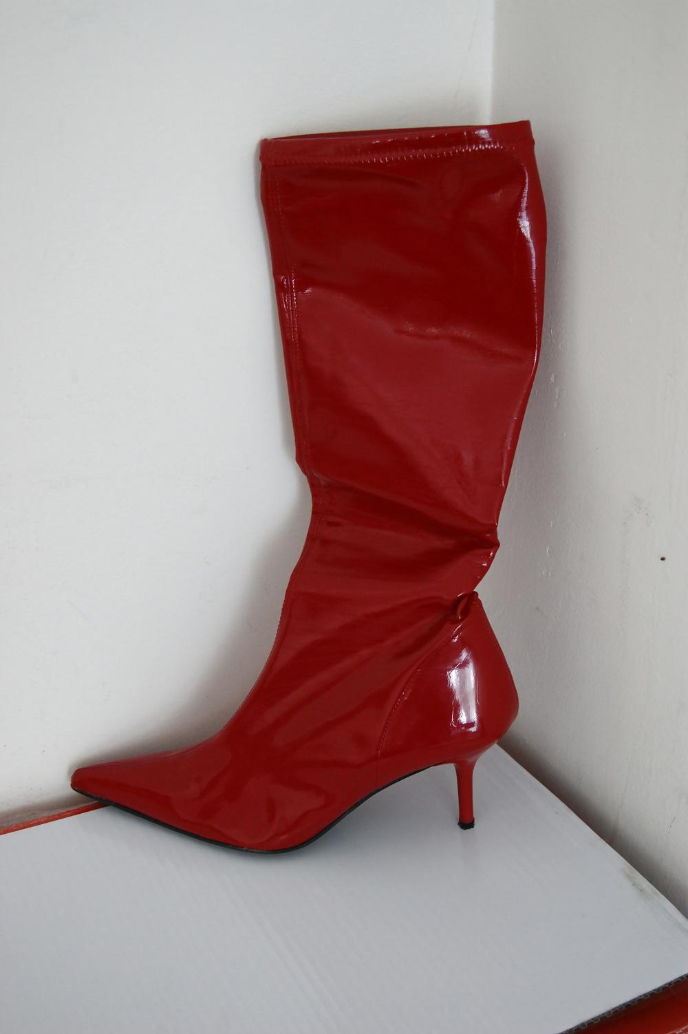 25P My shoe's