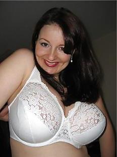 25P Lorna Morgan and her perfect tits